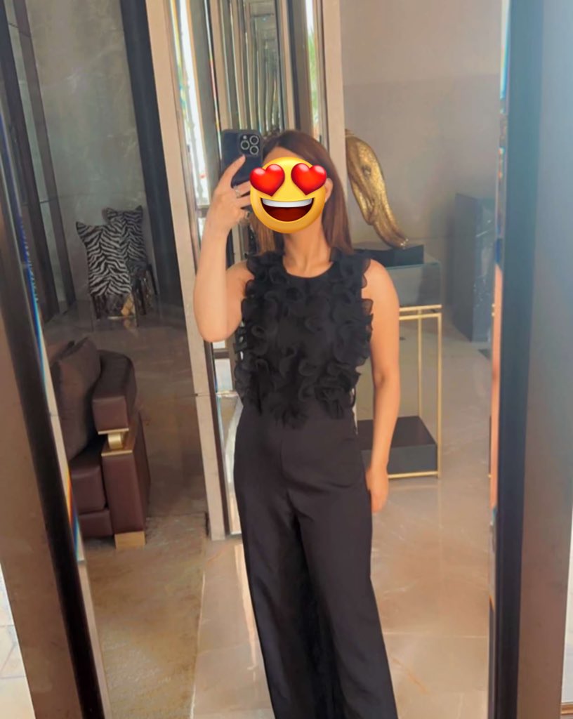 natashakazmi20's tweet photo. Going out for lunch 💋 anyone from isb who wants me to give them a blowjob on the way ❤️ 

Retweet and sm 😘 Good morning cuties 🥰 https://t.co/zbVxjWZ3jC