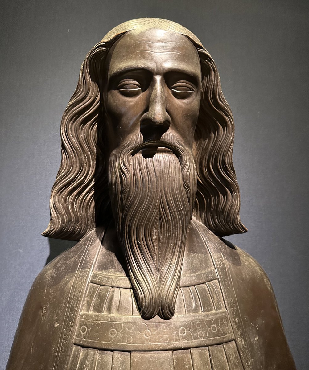 drdan_o's tweet photo. At @NPGLondon take a look at these brilliant casts of the tomb effigies of Edward III and Richard II. They were made by Domenico Brucciani in 1873 and offer a slightly haunting opportunity to stare into the eyes of these medieval effigies #medieval #deathhistory #npgfirstlook https://t.co/CKiRjxSlGX