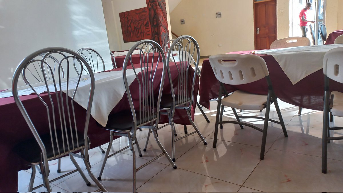 FocusGulu's tweet photo. Goodmorning from Golden Peace Hotel Gulu.
Make the best of your day with the fresh environment @_goldenpeace https://t.co/JdDsmXWjqX