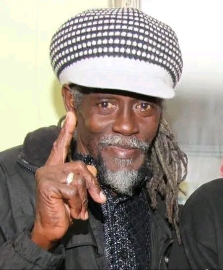 Earthstrong blessings to a great real jamaican living legend like Telford “Tilly” Nelson, foundation member of jamaican harmony trio like the unforgettable CULTURE with Joseph Hill.