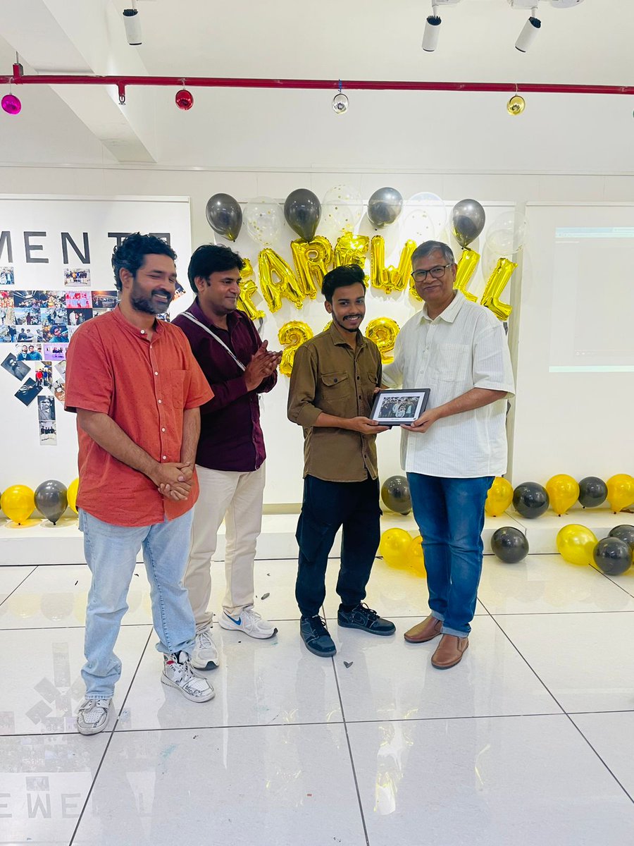 On this Farewell day 2023, we all at IIP wishes you all a great personal and professional life ahead.
#farewell #bachelorette #lifeatiip #futurephotographer #artcollege #iipacademy #photogram #bfa #diploma #indianinstituteofphotography #iipinstituteofculturalandcreativearts
