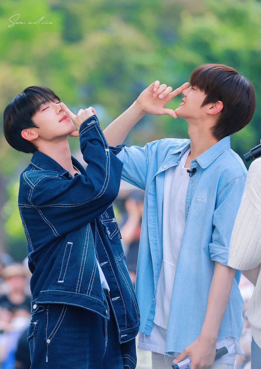 Seven_ANDnine's tweet photo. 230703

#김규빈 #KIMGYUVIN 
#한유진 #HANYUJIN
#ZEROBASEONE #ZB1 #제로베이스원 https://t.co/Ve0Yxyx1N9