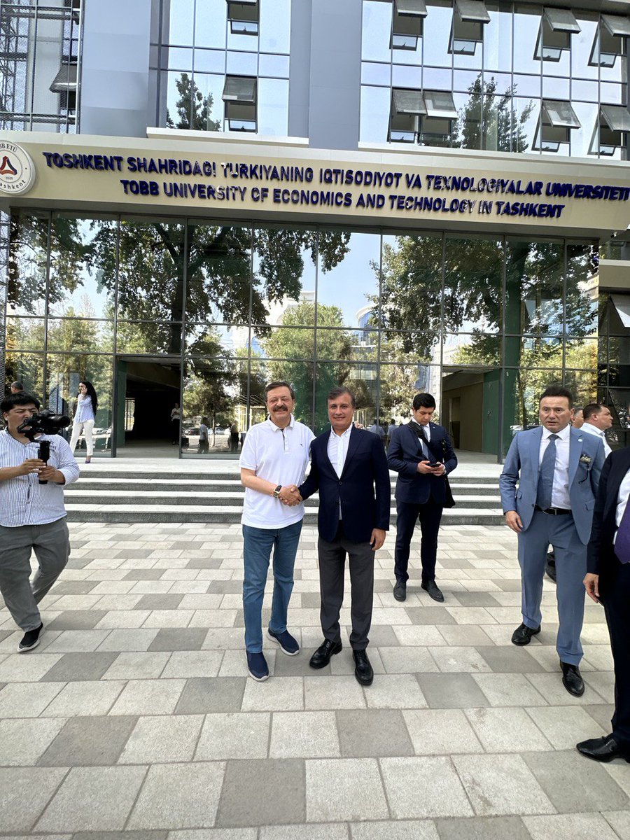 Turkic_States's tweet photo. #Taşkent’te gerçekleştirilen Türk Ticaret ve Sanayi Odaları Birliği’nin Toplantısına katılan heyetler program kapsamında, TOBB Ekonomi ve Teknoloji Üniversitesinin Taşkent’teki yeni binasına bir çalışma ziyaretinde bulunarak öğrencilerle bir araya geldiler.

Bilindiği üzere TOBB ETÜ Taşkent Şubesinin açılışı, TDT’nin önemli girişimlerinden biri olan Türk Ticaret ve Sanayi Odaları Birliği kapsamında geliştirilen ilişkilerin somut bir sonucu olarak gerçekleşmiştir.