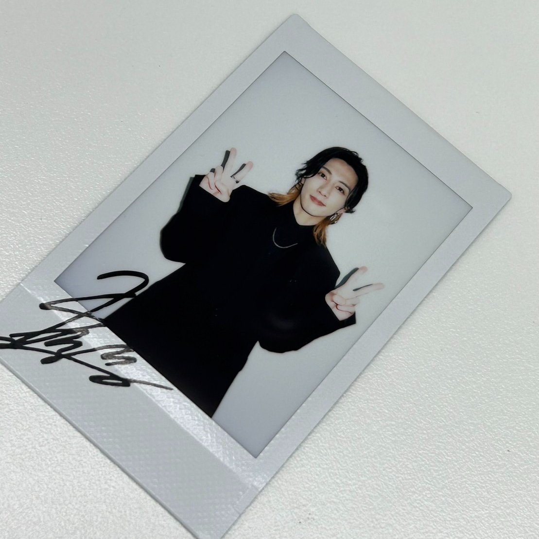 MEN'S SCROLL tweet media