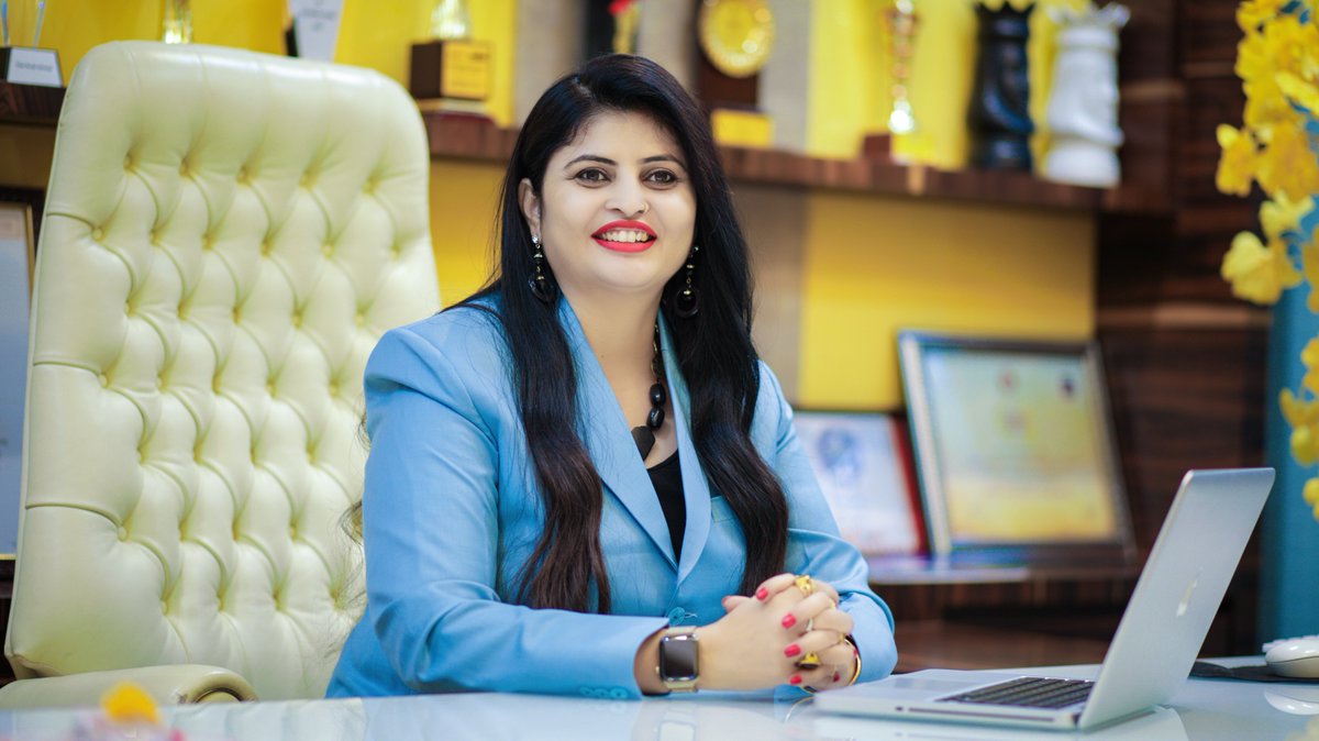 When you smile, success smiles back!
.
.
#SuccessComesFromEfforts #SmileFromAchievements #SuccessJourney