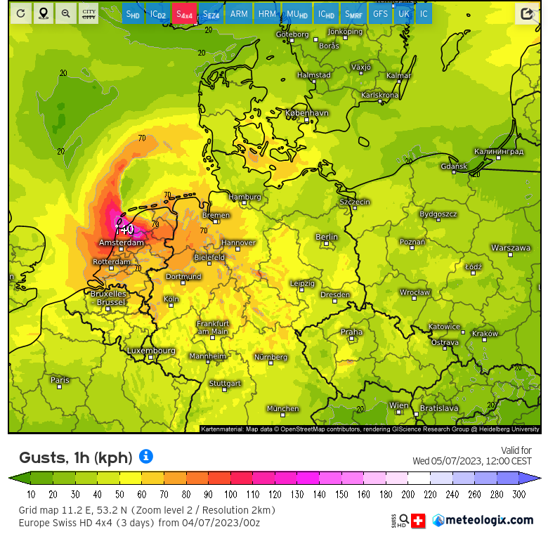 Yann_amice's tweet photo. 🌬️💨 Attention ! La petite dépression bien innofensive en Bretagne ce matin va se creuser en direction des  Pays-Bas - Hollande, mercredi  après-midi, les rafales pourront atteindre 130 à 140 km/h. 💨🌊 🏕️ !  #Tempête  #VentsViolents #Orkan 
▶️ https://t.co/h5xTmXws3u
@weathernco https://t.co/MoA5Qi94r7