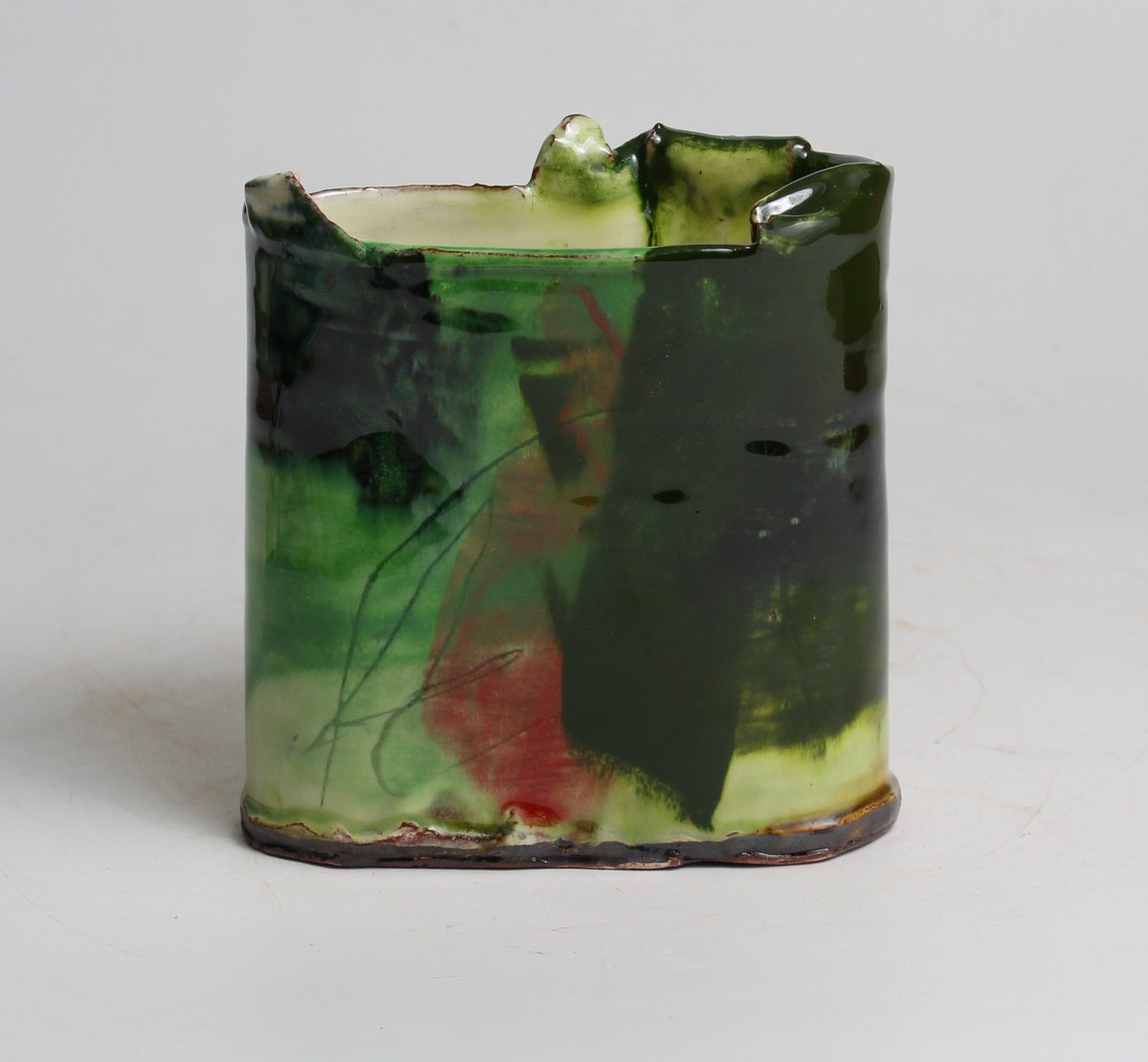 SOLD! 

Barry Stedman ‘Vessel with Green’

#barrystedman  #vessel #green #blackmoregallery #lymm #cheshire #ceramic #ceramics #contemporaryceramics #pottery #studiopottery #interiordesign #interiordecor #handmade