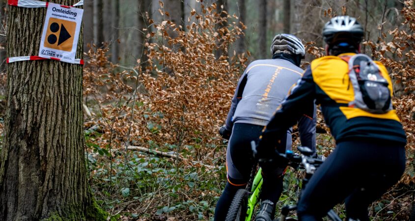 fietsmagazine's tweet photo. Landelijk vignet kan de oplossing zijn voor problemen op mountainbikeparcoursen
https://t.co/d96oGXufcg https://t.co/J6569ZyX6N