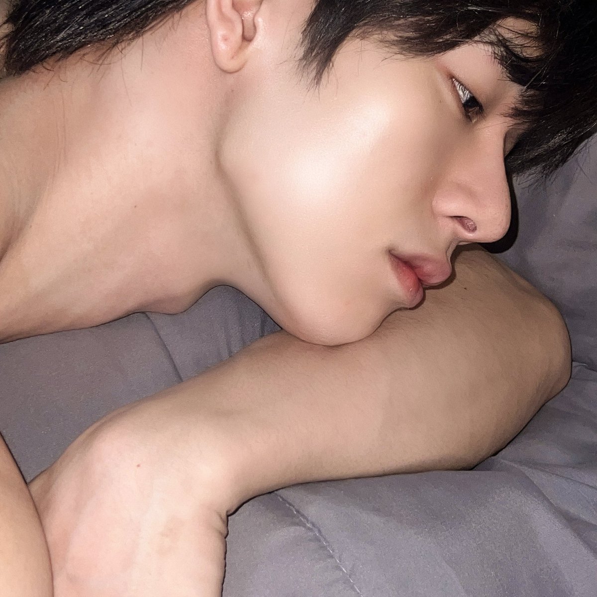 FThanatsarun's tweet photo. รั���มาก กดแฟบ
อยากเป็นแฟน กดรี 
#frankthanatsaran https://t.co/NZrwdulbLo