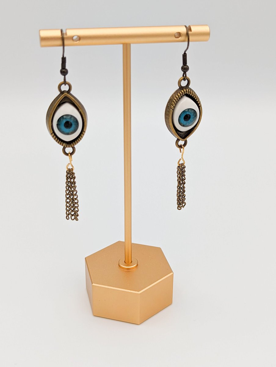 HappyTikis's tweet photo. Excited to share the latest addition to my #etsy shop: Spooky Blue Doll Eye with Tassel Dangle Earrings, Halloween Jewelry, Creepy Earrings, Goth Jewelry, Unique and Unusual Jewelry, Handcrafted https://t.co/cVM1lhLG6a #white #oval #punktattoos #gold #no #unisexadults https://t.co/r5o6K02dkS