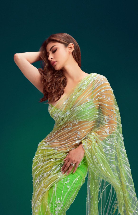 F0LNJ0GX0AExpPV?format=jpg&name=900x900