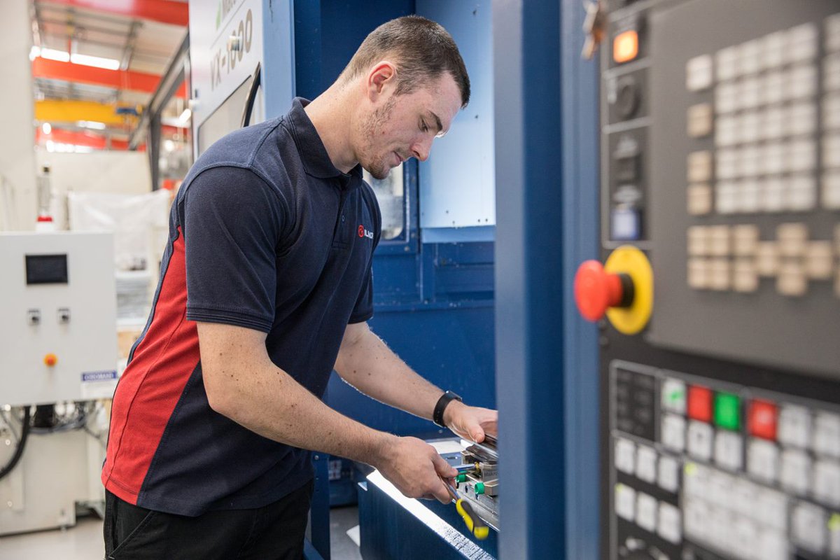 Engineering apprenticeships are now available and waiting for you to apply! Look on our website for more information or contact us on business.centre@northamptoncollege.ac.uk 01604734323 northamptoncollege.ac.uk/apprenticeship… <a href="/NorthamptonColl/">ɴᴏʀᴛʜᴀᴍᴘᴛᴏɴ ᴄᴏʟʟᴇɢᴇ</a> #apprenticeships #Engineering