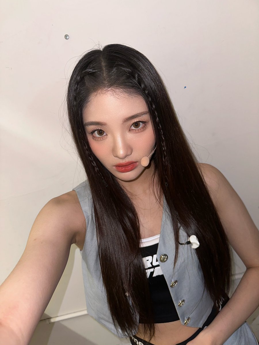 트라이비 (TRI.BE) tweet media