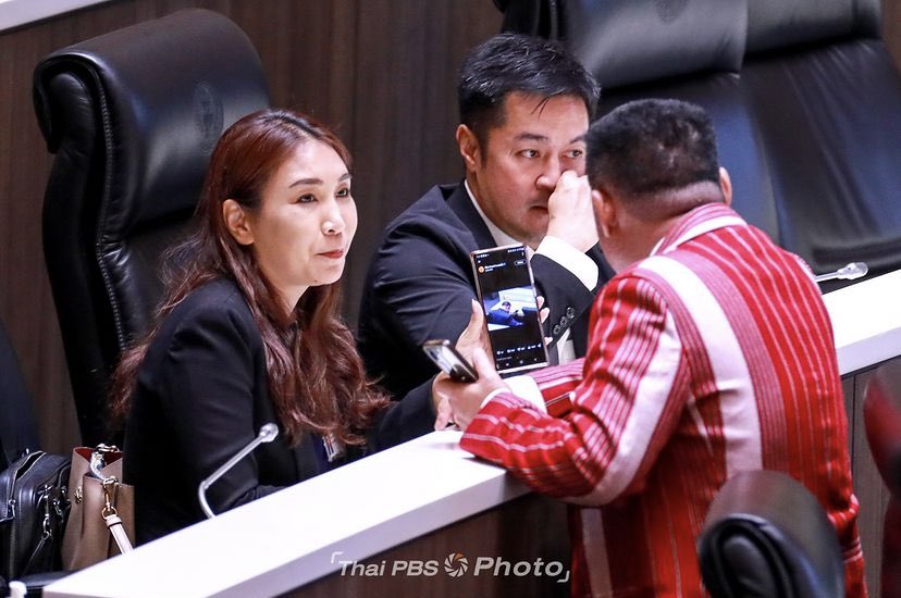 cxupbb's tweet photo. แก๊งเม้าส์มอยนำทีมโดยคูมไหมไหม เปิดรูปอิป้อมที่หลับอยู่😂 #ประชุมสภา https://t.co/tX5Of5xqLn