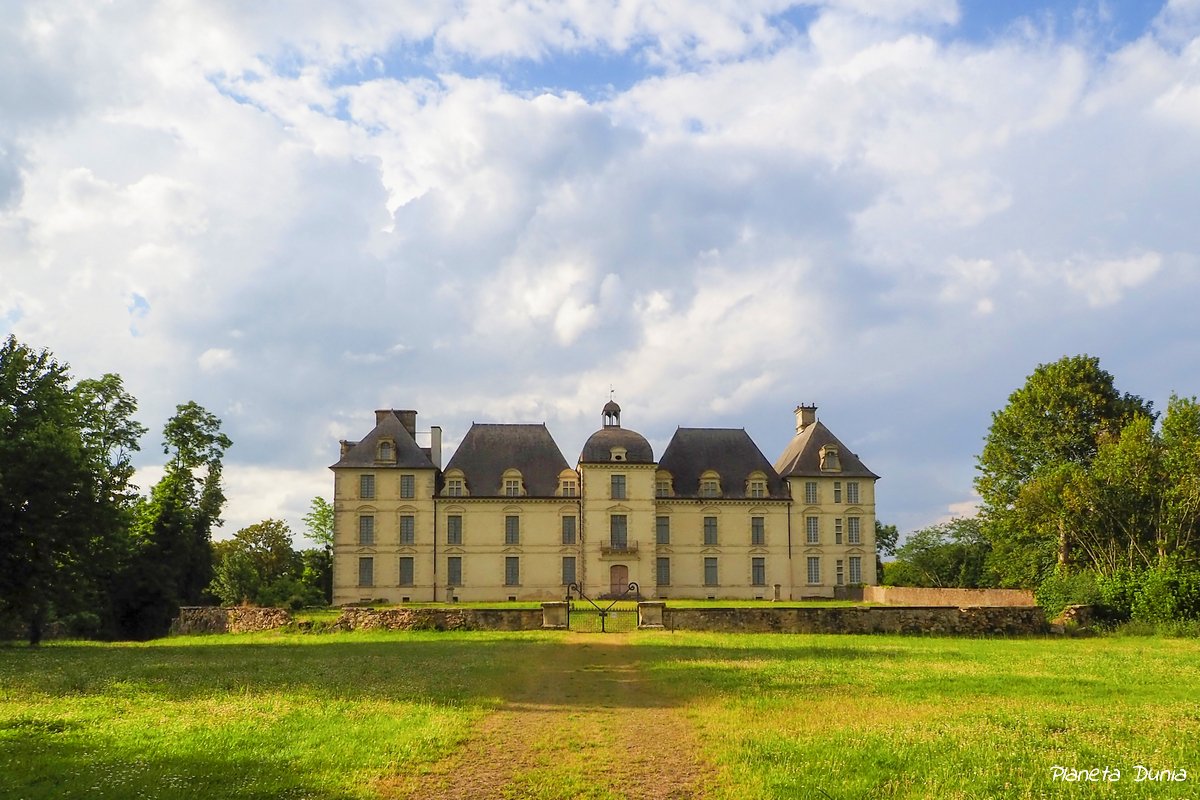 PlanetaDunia's tweet photo. 1/2 Hoy la etapa del Tour de #France recorrerá Dax, Montfort-en-Chalosse, Mugron, Saint-Sever, Labastide d'Armagnac y la Chapelle Notre Dame des Cyclistes  https://t.co/wpP9bQRmUY #LesLandes #TDF2023 #Francia #NouvelleAquitaine #destinationNA #ExploreFrance #daxandme #iciCestDax https://t.co/H0F2vcvdww