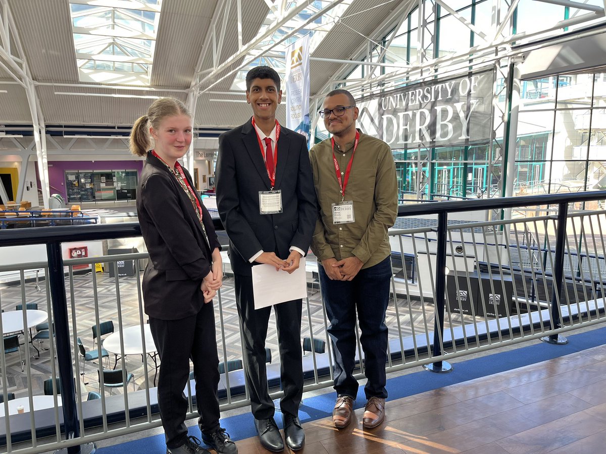 ProjectSearch4's tweet image. Thank you to everyone that came to our event, hosted by @W_BOSWORTH_N @ISENDCluster last night @DerbyUni .

The interns did an amazing job showcasing our programme and we heard from some inspiring speakers, such as mentors, partners and parents. #supportedinternships @dfnsearch