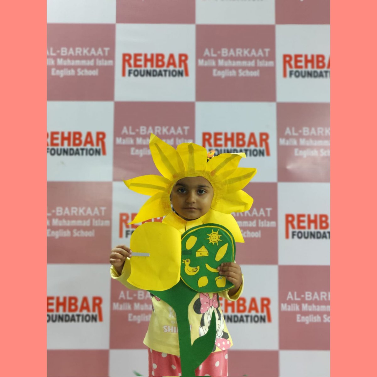 albarkaatschool's tweet photo. Our students from preprimary section had their color celebration.
Here are glimpses of thoughtfulness our Lilliput’s have put while celebrating the #Green and #Yellow color Day.
#AlBarkaatSchool #ColorCelebration #RehbarFoundation #Kurla #Mumbai https://t.co/gIaHDNxaYD