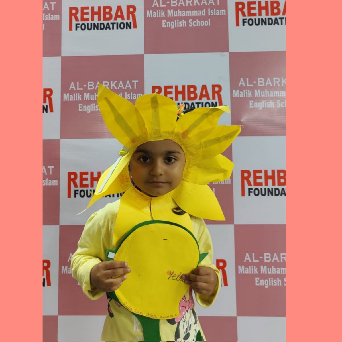 albarkaatschool's tweet photo. Our students from preprimary section had their color celebration.
Here are glimpses of thoughtfulness our Lilliput’s have put while celebrating the #Green and #Yellow color Day.
#AlBarkaatSchool #ColorCelebration #RehbarFoundation #Kurla #Mumbai https://t.co/gIaHDNxaYD