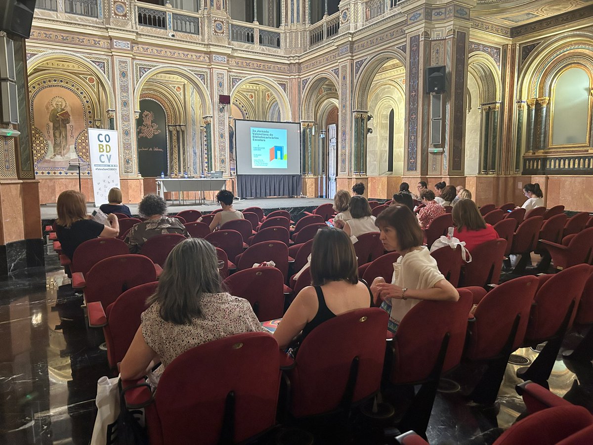 cobdcv's tweet photo. Tot a punt per a la #3JornadaBEVLC. Sota el lema “El futur és BE”, ressaltem la importància de les biblioteques i bibliotecaris/àries escolars en cada centre educatiu. D’ací a no res comencem!

https://t.co/p6Fl7HraRy

Et contem tot el que passe👇����

#COBDCV #ElFuturésBE https://t.co/TWINalDH8m