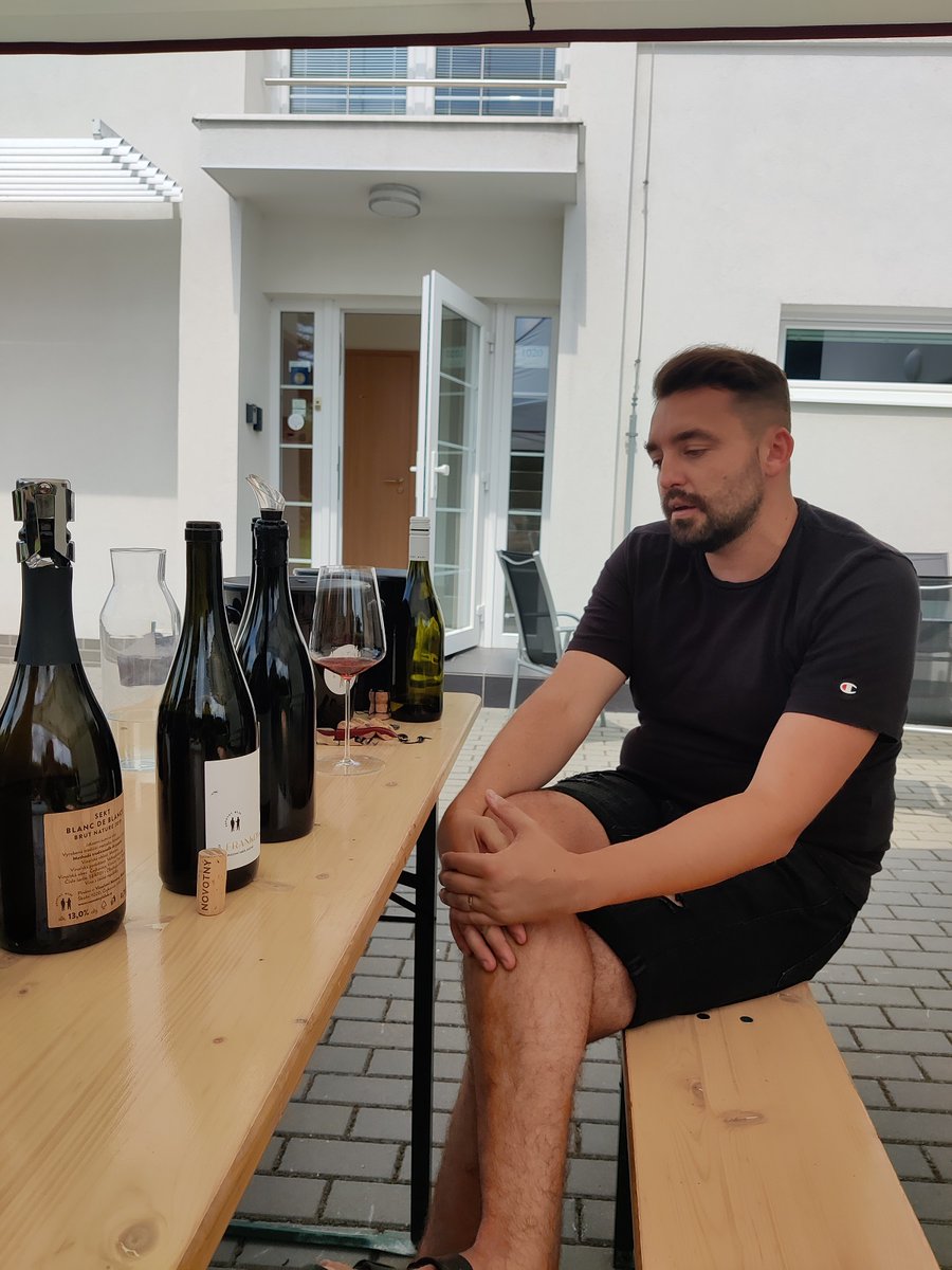 mikulasduda's tweet photo. Víkend na Moravě a tři báječná zastavení ve vinařstvích Vinařství Škrobák, Vinařství Novotný Bílek a Vinařství Ilias. Více na blogu: https://t.co/eHVjpKL2bx https://t.co/jZyKWoYHh3