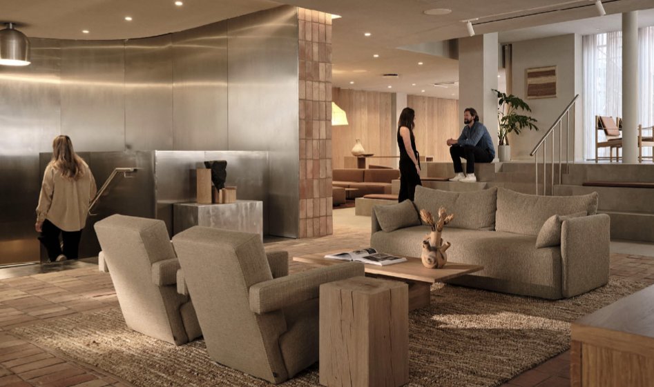 The Office Finding Experts tweet media