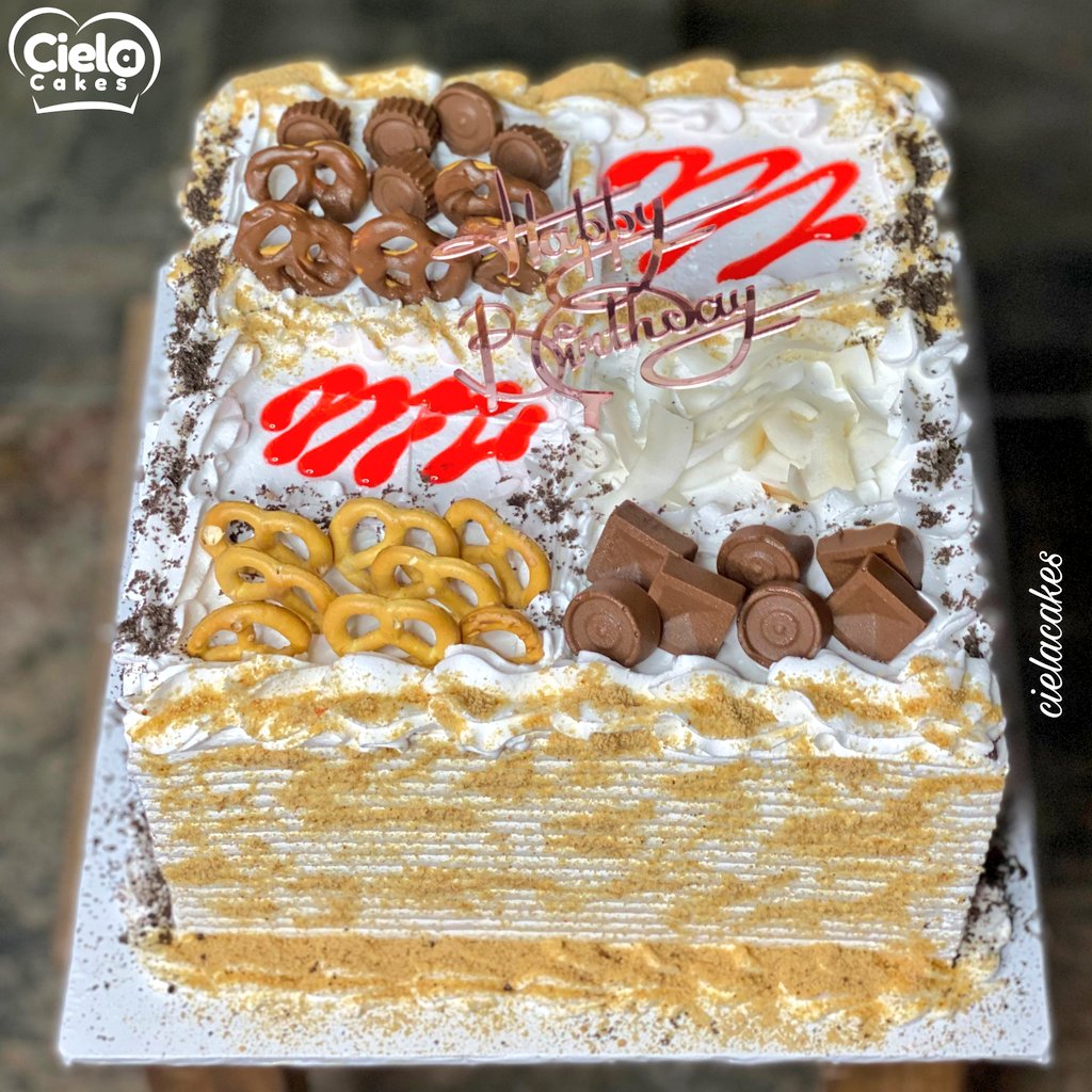 Cielacakes's tweet photo. 4 pics, one word:
YUMMY😭😭 https://t.co/iq2ktyh5aT