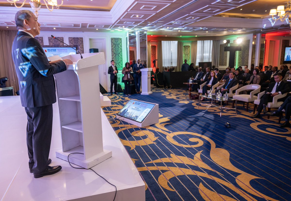 PetraJayaMP's tweet photo. KENYA | Selasa | 4 Julai 2023

Hari ini menyampaikan ucaptama di Malaysia Palm Oil Forum-East African Region 2023 (MPOF 2023) di Nairobi, Kenya.

#TPMFY
#MPOF2023 
#mykomoditi
#misisawitKenya
#misiKenyaKPK
#KerajaanPerpaduan
#MalaysiaMADANI https://t.co/lc1OLOqRbp