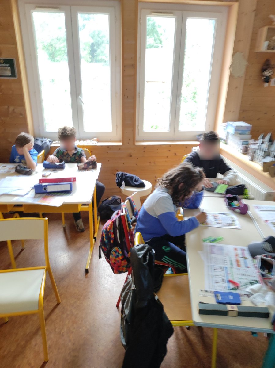 matpha65's tweet image. Merci @HatierNordOuest @HatierAquitaine @EditionsHatier aujourd'hui escape game fin cm2 #capmaths