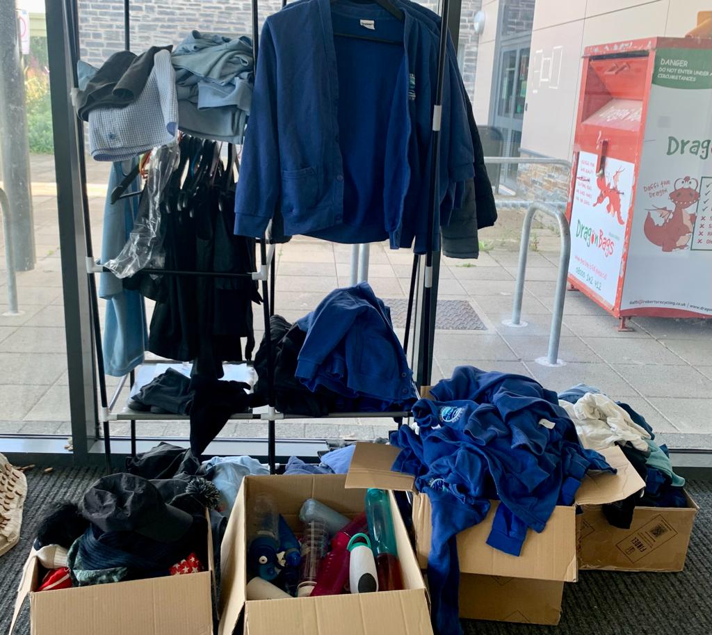 School Uniform Recycling 
We love recycling at Rhos St School and currently have a large quantity of pre-loved uniform in the foyer. I would encourage all of our families to support us in giving new life to these items, saving the planet and money at the same time.