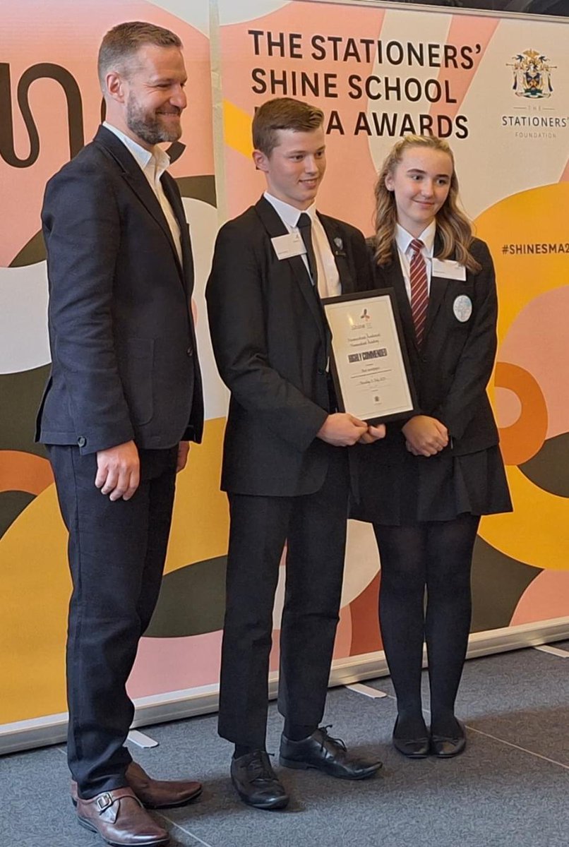 Hummersknott Academy tweet media