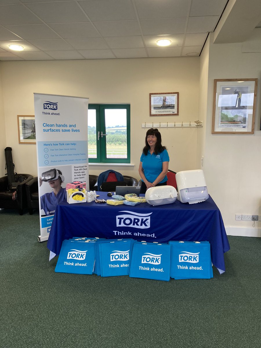 AnneBrake4's tweet photo. Tork at the AHCP SW Conference 👍😊 https://t.co/mHXUzbyiHX
