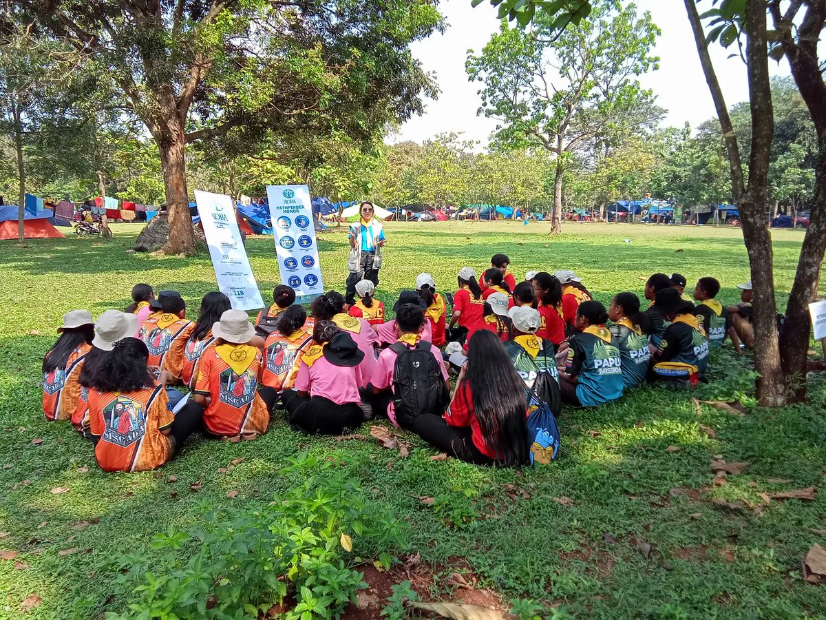 adraindonesia's tweet photo. ADRA Pathfinder Honor - Disaster Response: Equipping Pathfinders to Build Resilience at the 3rd Indonesian Camporee. Together, we prepare for any challenge that comes our way.
#Pathfinder #DisasterResponse #BuildingResilience #3rdIndonesianCamporee #Niscala
#RiskAwareness https://t.co/NvJYFnv5la