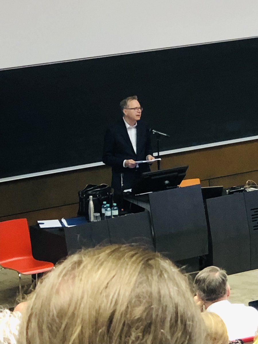 Wir sind beim ÖGS-Kongress 2023 und hören gerade die Keynote von <a href="/reckwitz/">Andreas Reckwitz</a> zum „Verlust. Über die andere Seite des Fortschritts.“ #ÖGS2023 #Soziologie