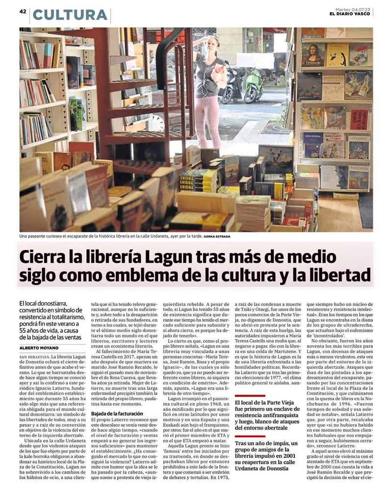 JSE_Egaz's tweet photo. La librería Lagun fue un faro de libertad frente a la oscuridad que representaban los ataques fascistas, primero de la ultraderecha, y luego de ETA y su entorno. 

Un referente de dignidad entre tanto silencio.

Fue un honor entregarles en 2018 el premio #OroimenHegoak🌹 https://t.co/BIoljmAzTf