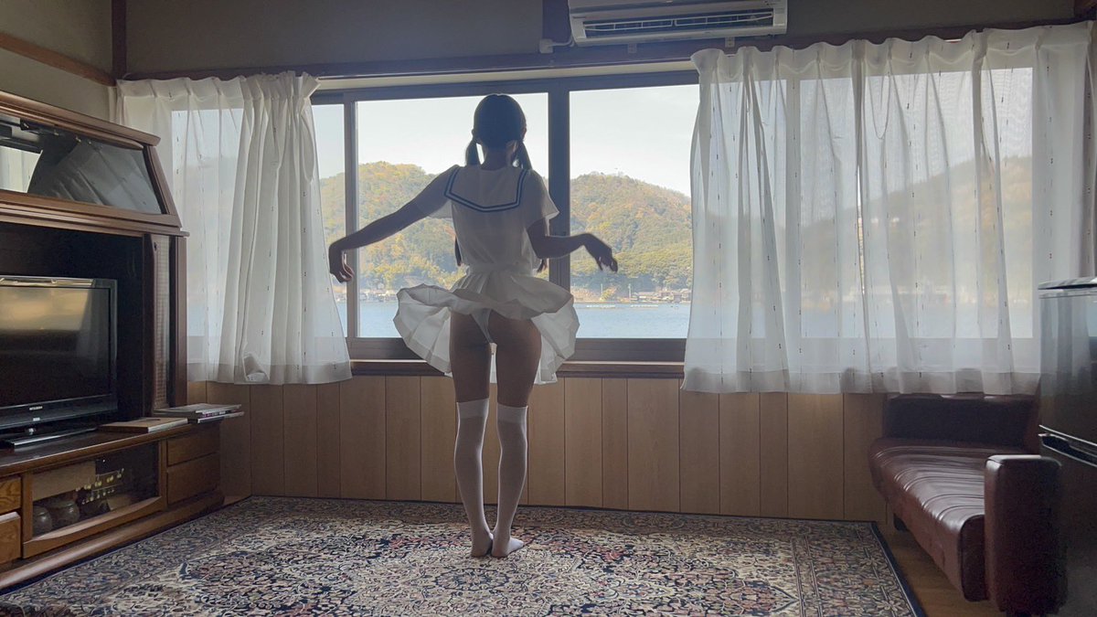 pyoeunji_1st's tweet photo. #ピョ・ウンジ 1st写真集「輪舞曲(ロンド)」
8/10発売💡

#ウンジのロンド ひらりと舞うスカート、エモいです👗

⬇️写真集・イベントの予約はこちら⬇️
https://t.co/ONTjunlehW https://t.co/l56UdQ3ixM