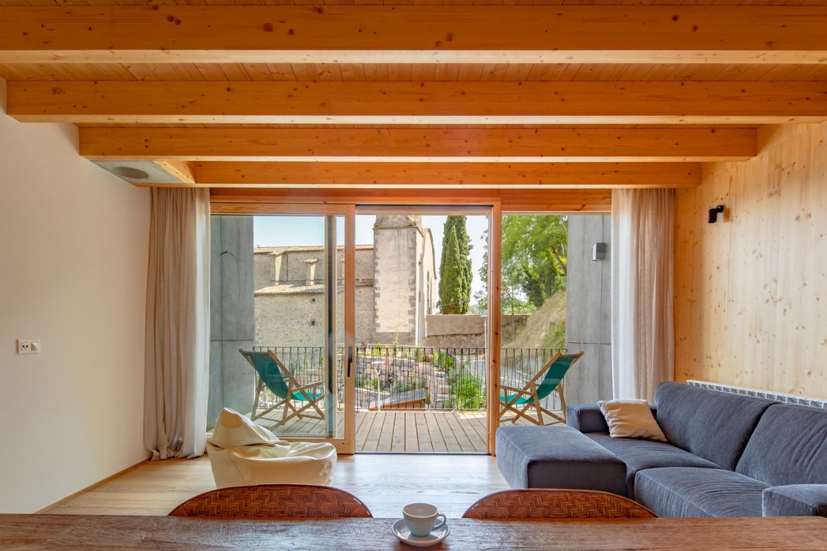 retokommerling's tweet photo. #ComoEnCasaEnNingunSitio _
Vivet Houses diseñada por Sau Taller D'arquitectura.
Fotografias: Andrés Flajszer.
#Arquitectura #Architecture https://t.co/1iM7HWmEZE
