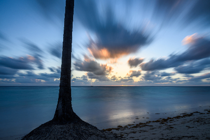 Alongside the decentralization of finance, crypto payments bring two major benefits: financial inclusion and efficient cross-border transactions.