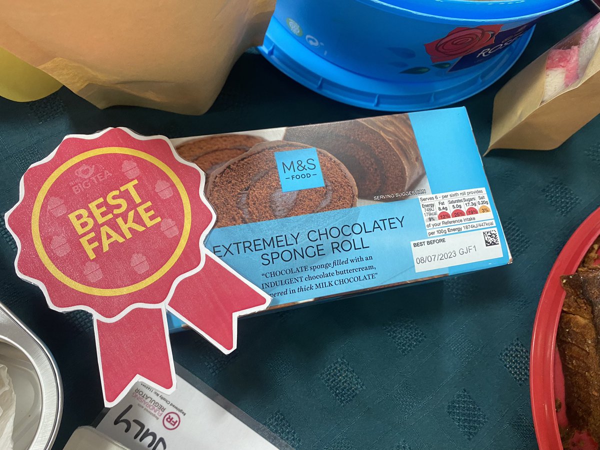 MarieFogarty7's tweet photo. It’s #NHSBigTea day today in #EmergencyMedicine @nhsuhcw … we’ve had our elevenses… too much to choose from! #cake #donate #charity #happyworkforce #teamEM #bestfake @DPeach22 @DrEdHartley https://t.co/UDI03dBUDz