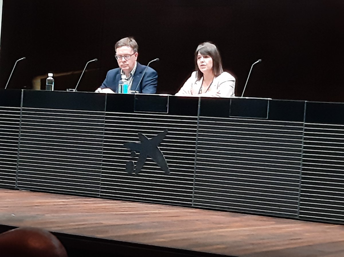 Arja Krauchenberg tweet media