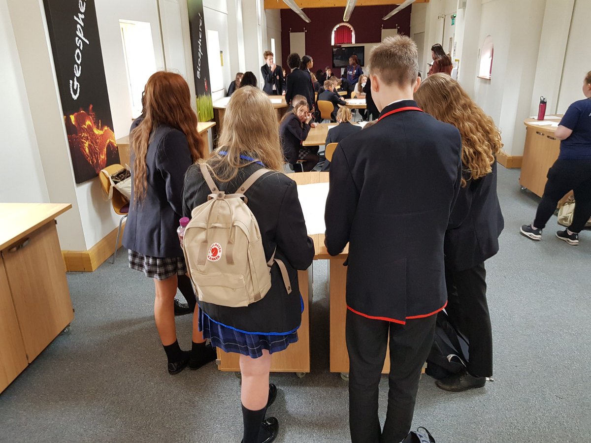 Higher_Horizons's tweet image. Richard welcomed more than 90 young authors from 9 schools to celebrate their achievement of writing and publishing a novel in a week. It was wonderful to see them all again @KeeleUniversity #uniconnect #whitewaterwriters