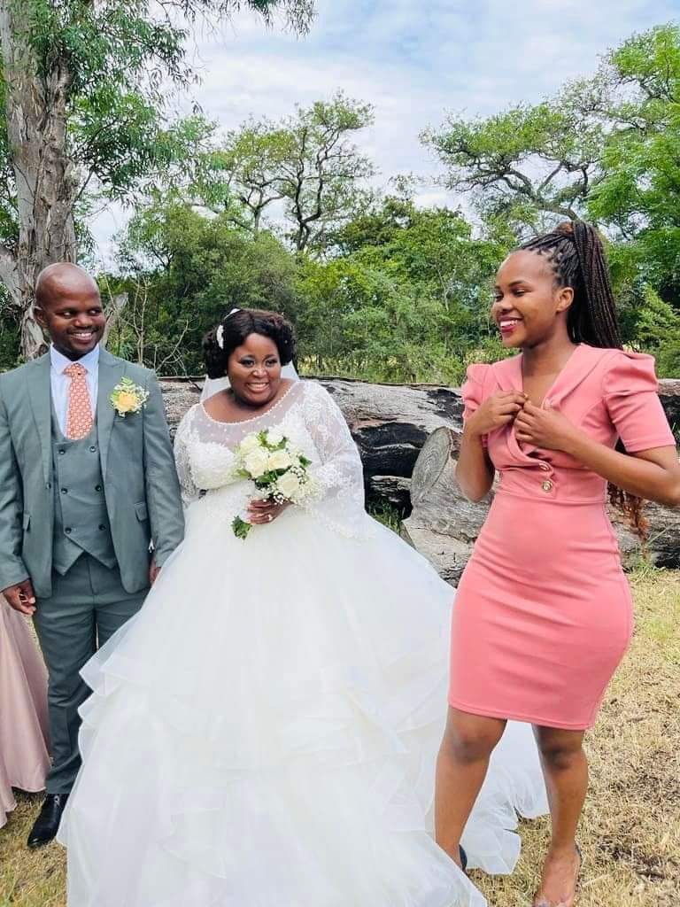 Them:  "until death do us part"

The death  👇👇👇