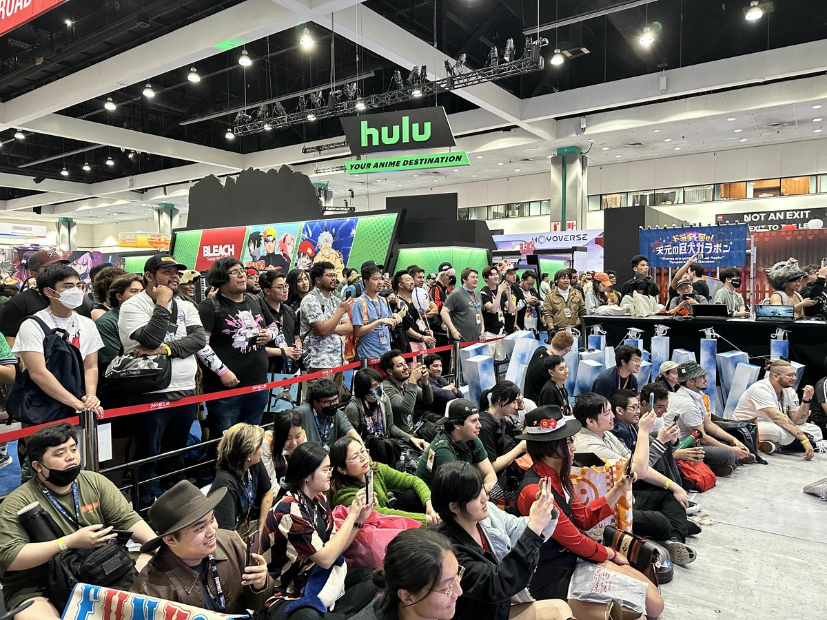SnowbreakEN's tweet photo. The hype for Day 3's event at our booth was real! Thank you all for your active participation. 🥰
We also appreciate the support from our special guests @CDawgVA and @GiggukAZ!
Look forward to the last day of AX~
Pre-register NOW >> https://t.co/El2rIeBMom
#Snowbreak #SCZAX https://t.co/cfP3s9ra4F