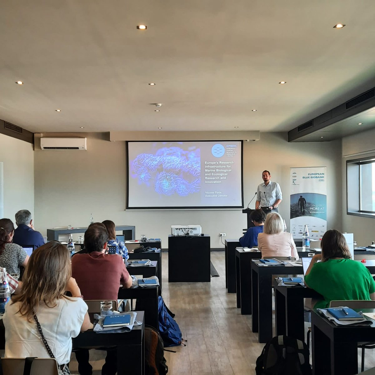 The EBB Final meeting has just started! Our first speaker is Nicolas Pade (EMBRC-Executive Director) 👏👏👏