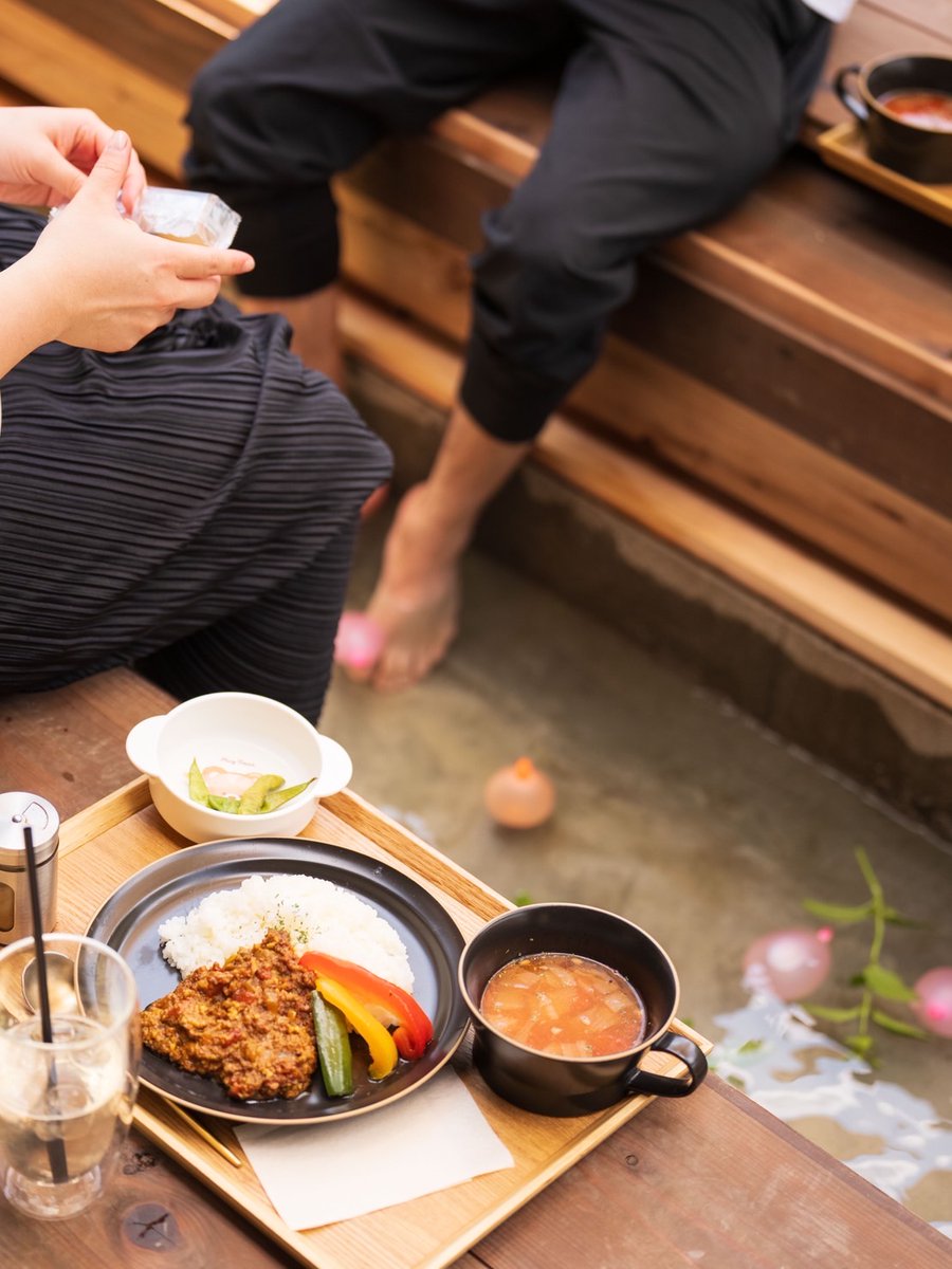 sanaaaaaa46's tweet photo. 【募集】

冷たい地下水の"足水"があるカフェ@さいたま

#日常垢
#カフェ巡り
#カフェ好きな人と繋がりたい

...みたいな感じで発信してくれるインフルエンサーさんいませんかーーー！！来てください！招待させてください！！🙌
僕がツイートしても全く共感してもらえない🤣

カフェ詳細は続きに↓ https://t.co/gc8VudQBAP