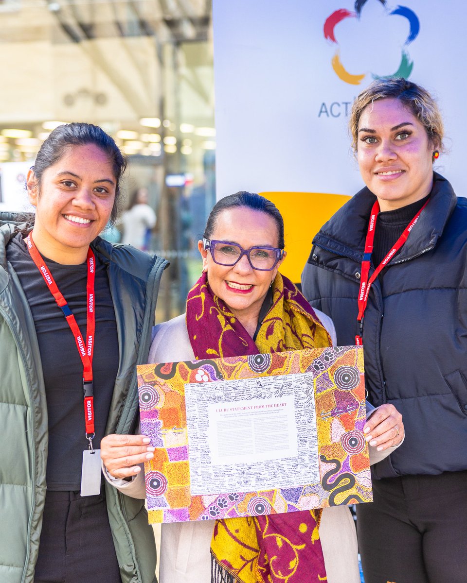 Happy NAIDOC Week! Woden Library was a buzz for the Canberra Community NAIDOC week celebration today. 

It was amazing to see Janelle and Tommaya talking with community about the upcoming Voice referendum and the Uluru Statement. #NAIDOC2023 #NAIDOCWeek2023 #ForOurElders