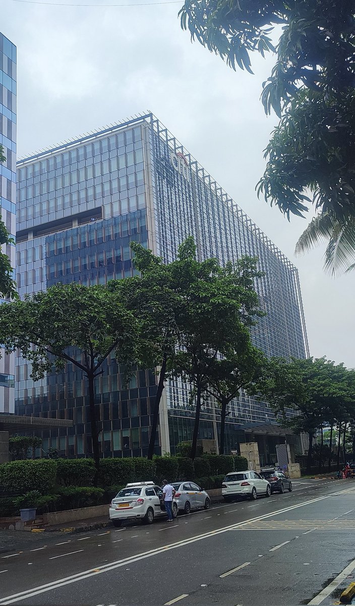VishalBhargava5's tweet photo. Bandra Kurla Complex: Undoubtedly the best govt backed development in Mumbai since the creation of Nariman Point almost 50 years back. https://t.co/pMy0JI8Q14