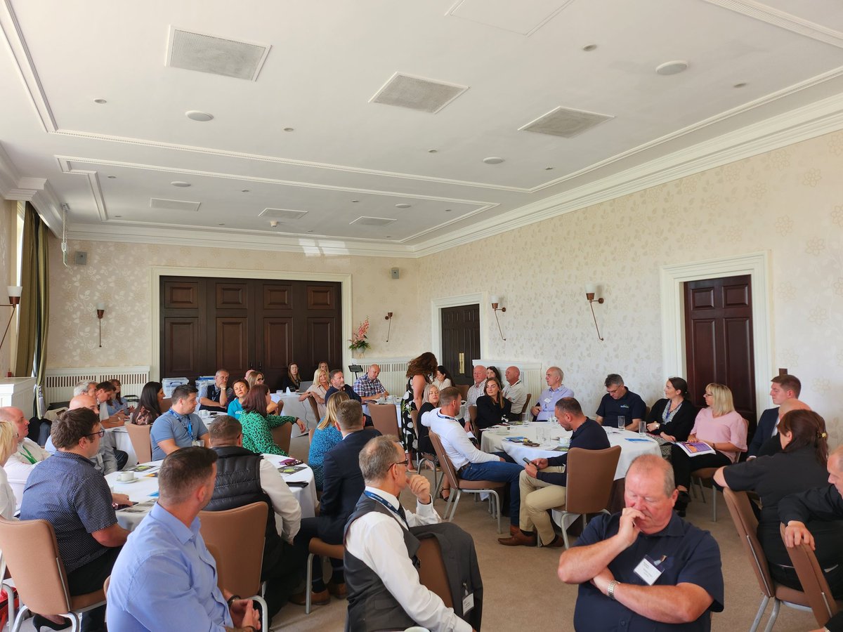 EDB_Network's tweet photo. We've got a full room for this morning's networking event... https://t.co/KSx67Fb5Cp