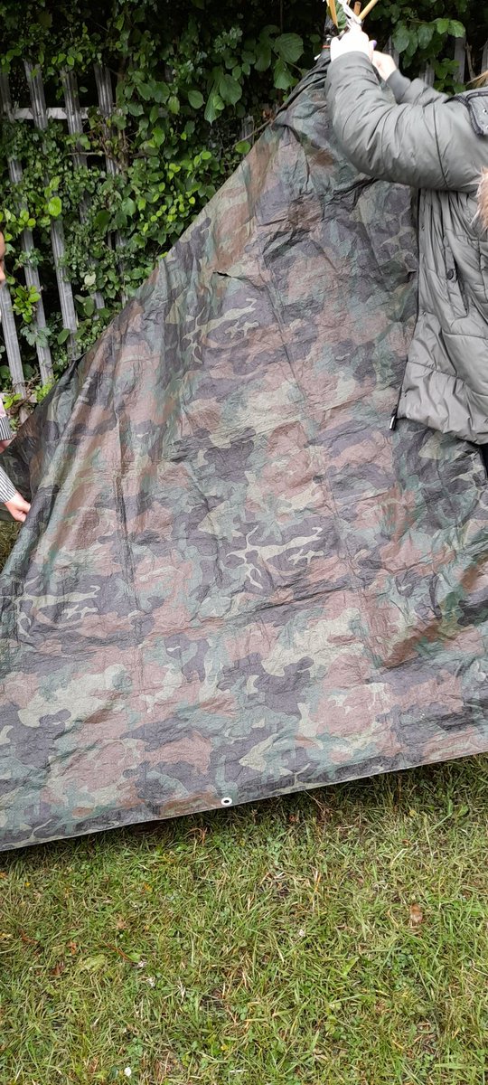 BushcraftEvents's tweet photo. @IforHael year 6 are off to an awesome start at shelter building !almost time for the waterproof test !! #Bushcraft #outdoorlearning https://t.co/KntzZKCtWx