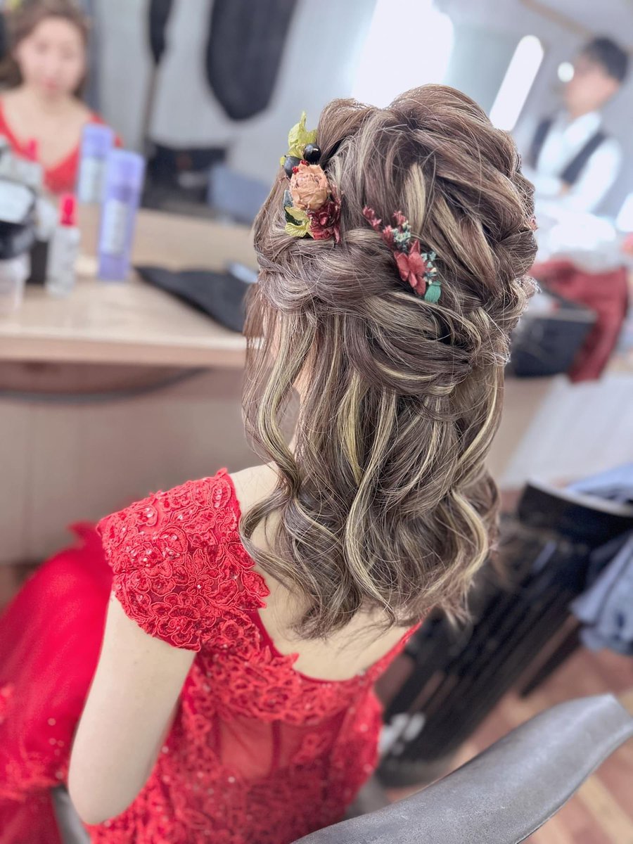 Andreabeautyna1's tweet photo. ＋Make Up &amp; Hair | 陳小華
＋dress | VIVI Bride H.K.
-

#港客婚紗拍攝
#香港薇薇新娘
#vivibridehk
#bridehk
#香港新娘婚紗外拍 https://t.co/CPNGFVtSRC