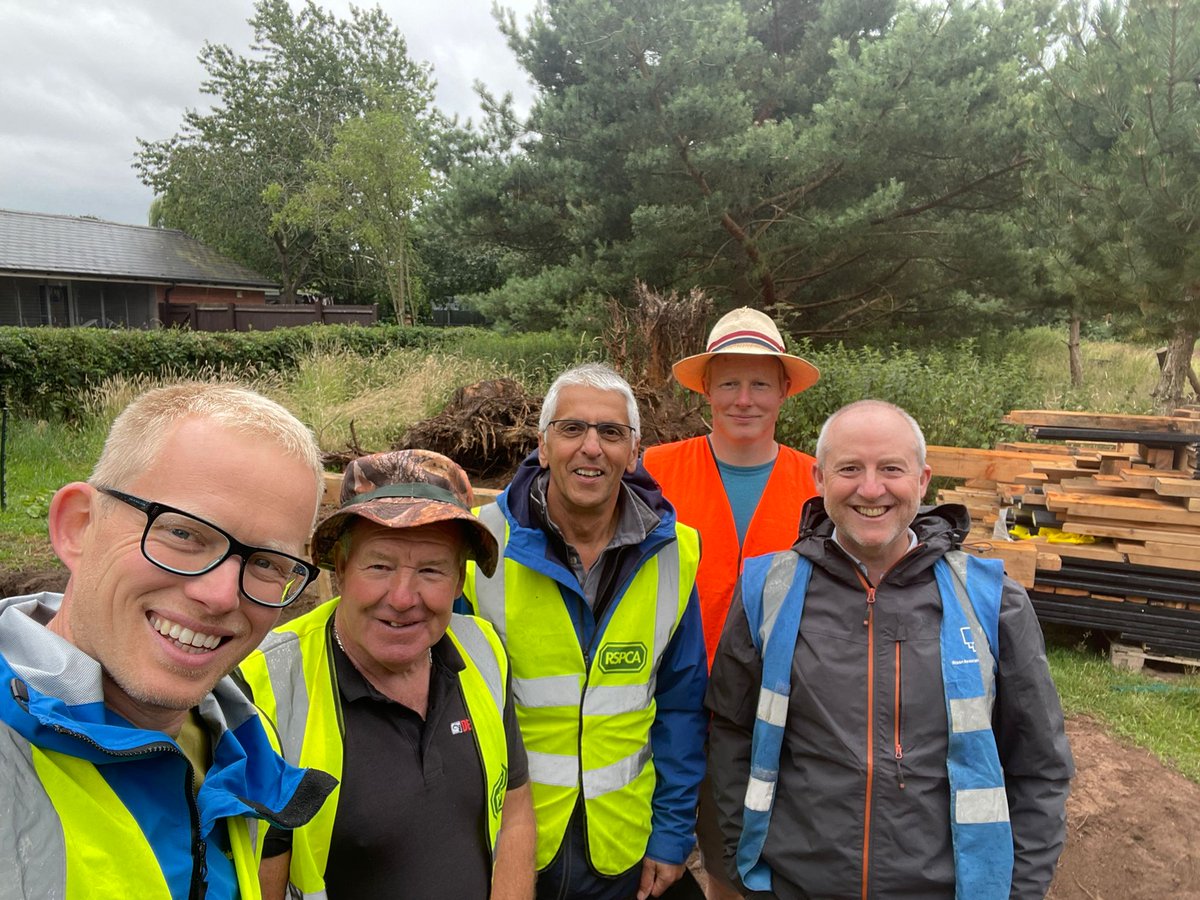 Martyn Wilson (@martynwilson11) on Twitter photo Work's started at <a href="/RSPCAStapeley/">RSPCAStapeley Grange</a> to relocate our #RHSChelsea garden. First stage, the striking nature hide is being rebuilt.
#gardening #wildlife Work's started at <a href="/RSPCAStapeley/">RSPCAStapeley Grange</a> to relocate our #RHSChelsea garden. First stage, the striking nature hide is being rebuilt.
#gardening #wildlife
